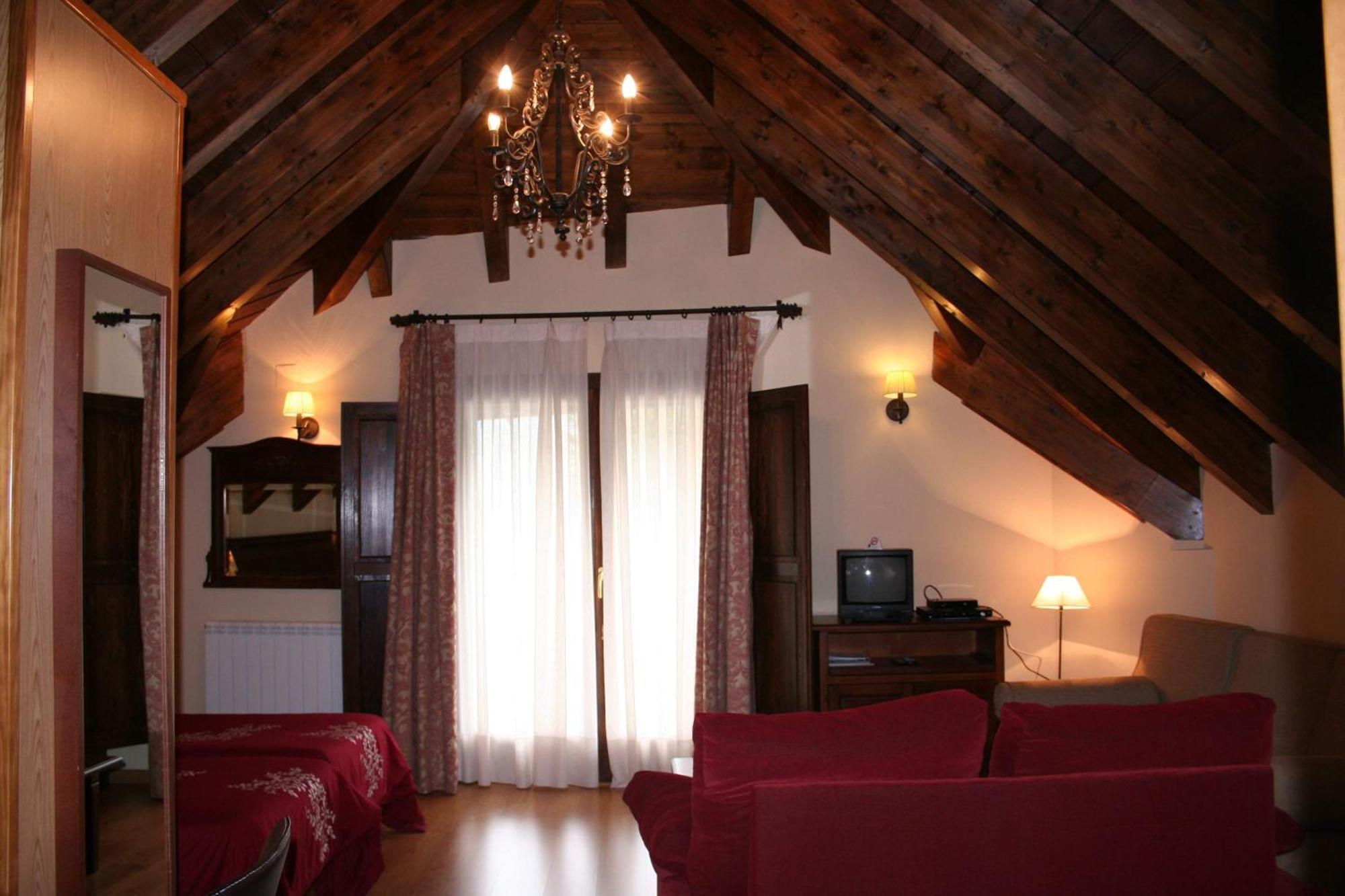 Hotel Boutique Balaitus Сальент-де-Гальего Экстерьер фото